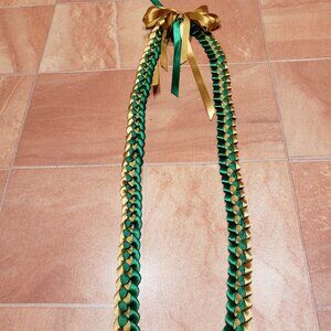 NWOT Graduation Lei Handmade Green & Gold Single Braided Satin Ribbon Lei